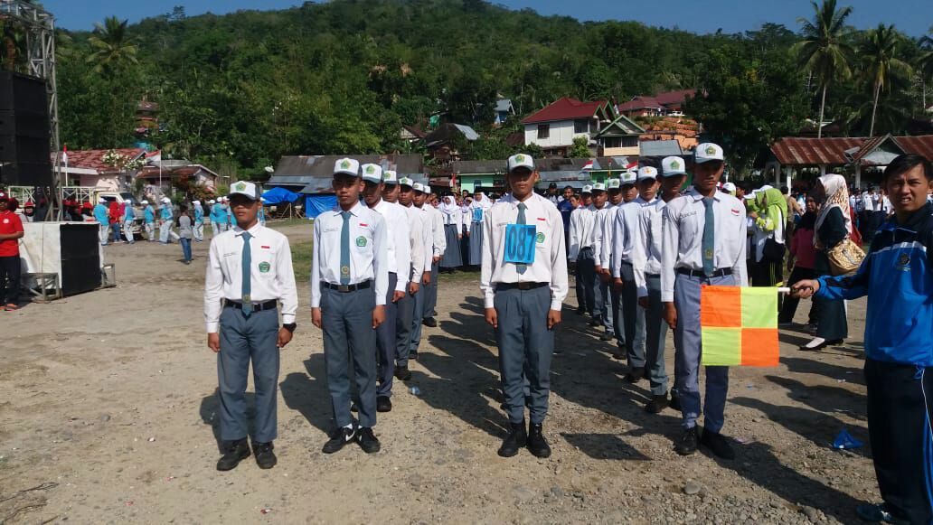 Juara II Lomba Gerak Jalan Putra Tingkat Kecamatan